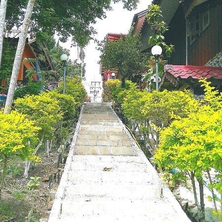 Mitkhoonyoum Hotel Ban Khun Yuam Екстер'єр фото