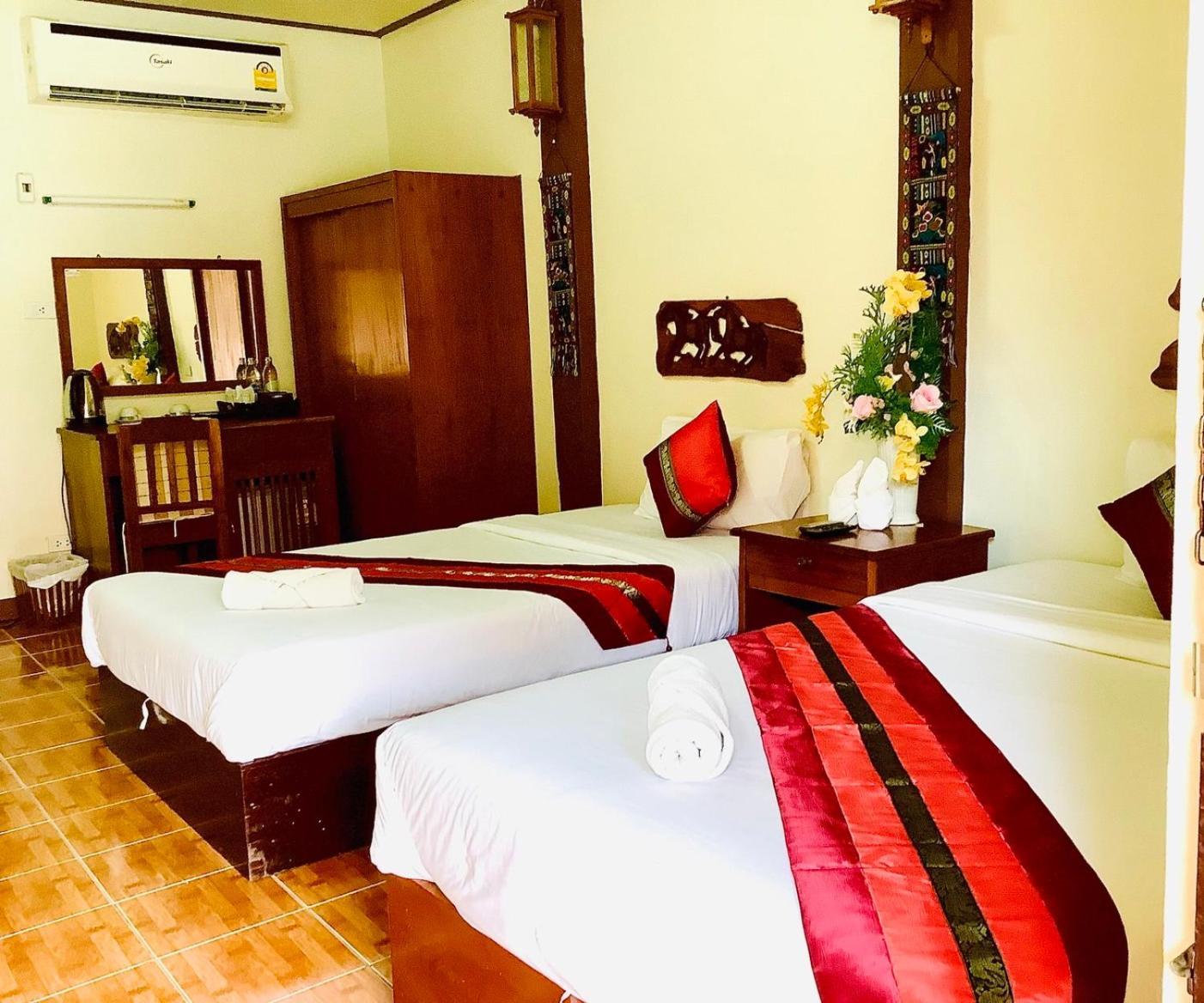 Mitkhoonyoum Hotel Ban Khun Yuam Екстер'єр фото