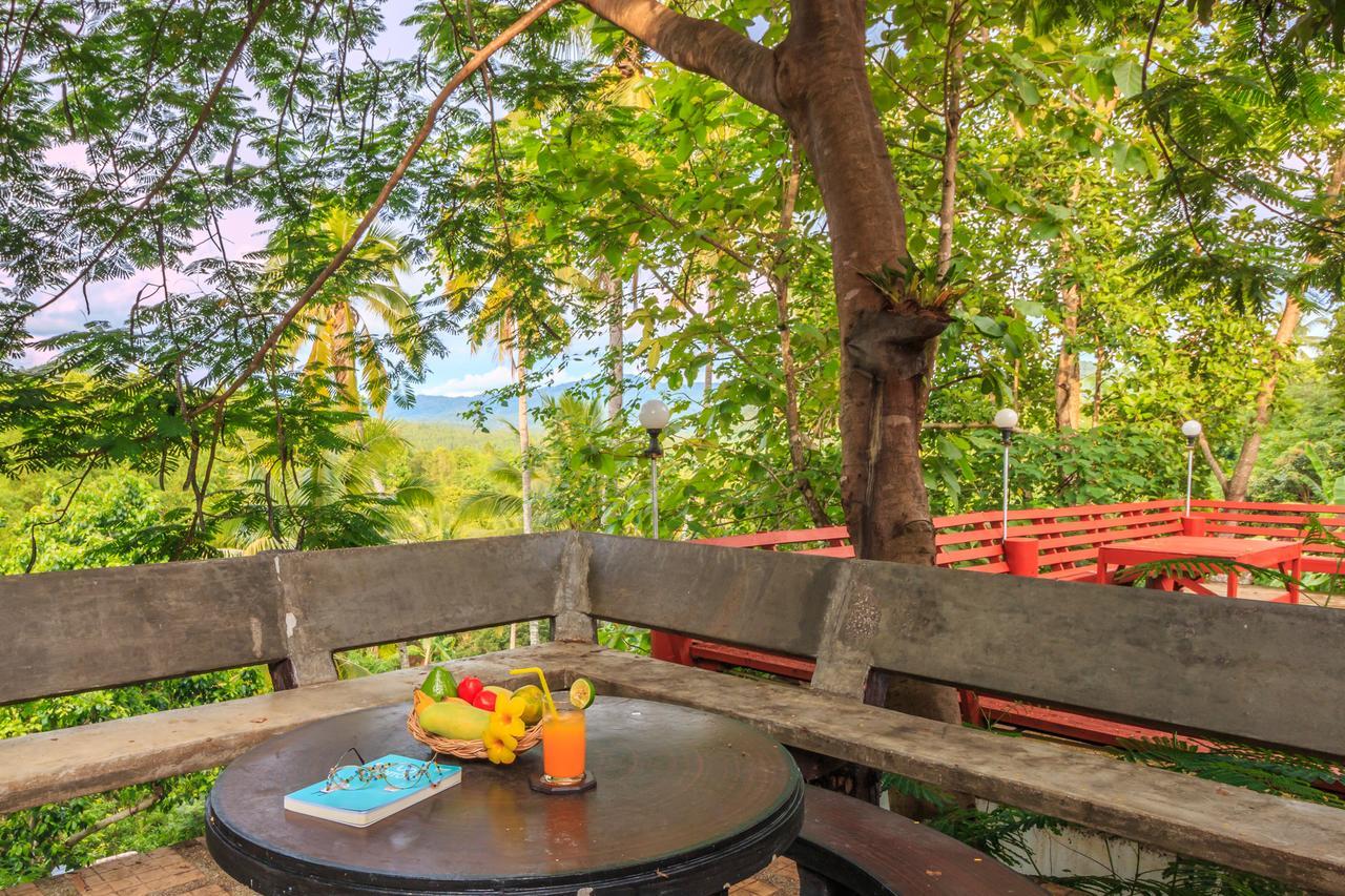Mitkhoonyoum Hotel Ban Khun Yuam Екстер'єр фото